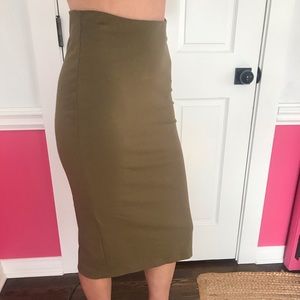 Adorable Alexander Wang skirt💚